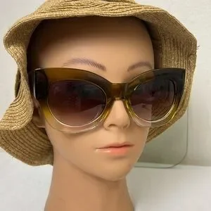 Ann Taylor Sunglasses GOLD OCHRE Color Number 3860 Ann Taylor Factory | Accessories | Ann Taylor Sunglasses  main image 3